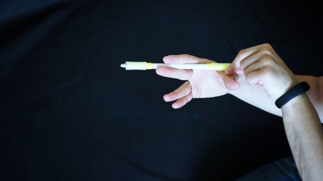 Pen Spinning SONIC. Basic Trick tutorial смотреть онлайн