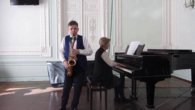 Г. Калинкович Тарантелла. исп. Хавронин Иван, концертмейстер Шихалева Е.Н. смотреть онлайн