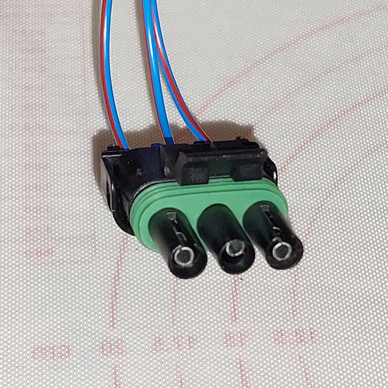 Как разобрать разъём 12015793