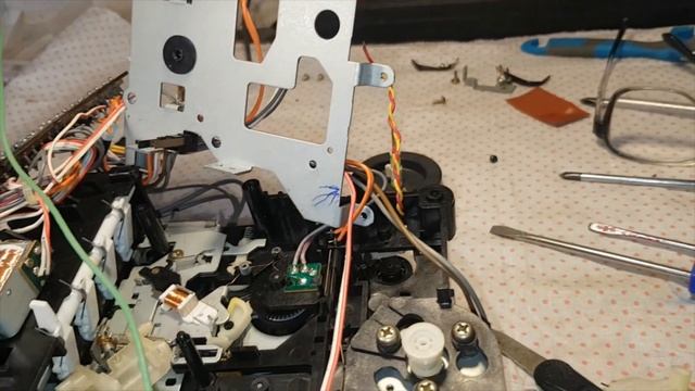 ч 3 SONY CFS 99 ремонт ЛЕНТОПРОТЯЖКИ смотреть онлайн