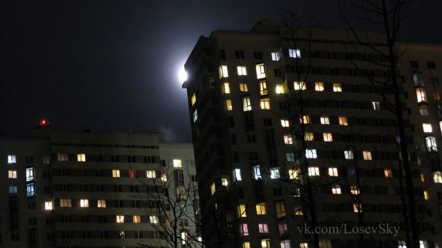 MoonNightBuilding