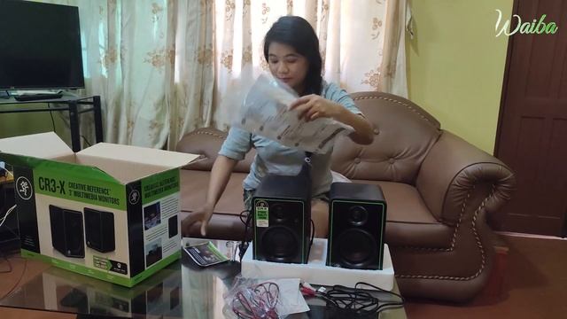 Unboxing Mackie cr3 speakers смотреть онлайн