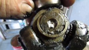 ШКОДА РАПИД Skoda Rapid VW Seat 1.6, MPI (CWVA/CWVB).Замена внутреннего ШРУСа.Пошаговая инструкция.