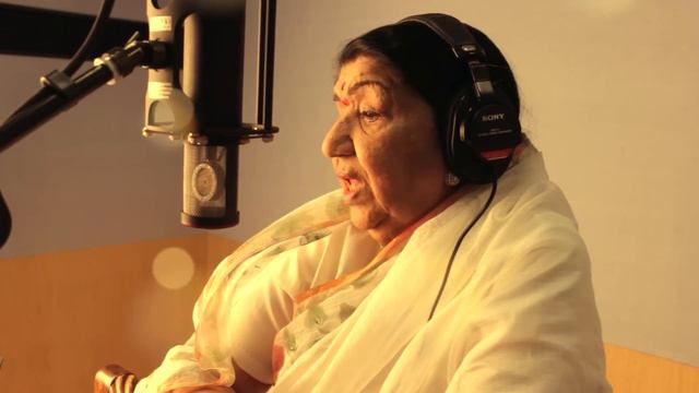 Lata Mangeshkar - Shurodhwani