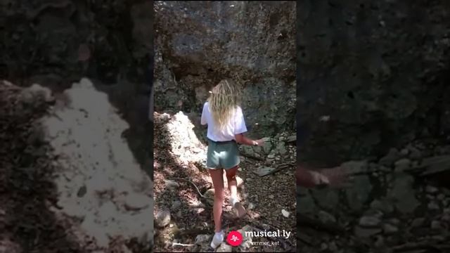 Долина бабочек. Греция смотреть онлайн