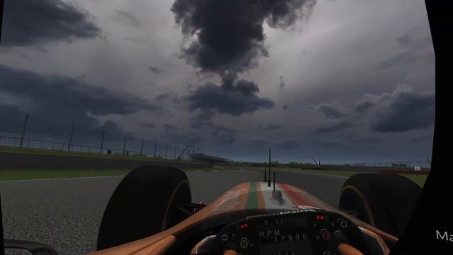 SMC Saison 9 HotLap auf dem Silverstone GP Circuit | Stefan1507TV [VR-Video] #simracingverein смотреть онлайн