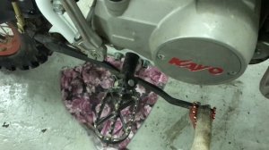 СЕКРЕТ ПРАВИЛЬНОЙ ПРОКАЧКИ ТОРМОЗОВ. Замена колодок на Питбайке.