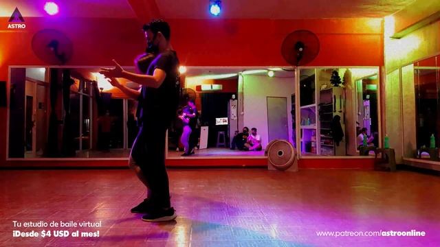 ¡Conquístala con #bachata! Aprende estos pasitos fáciles y rápidos pero sensuales :P смотреть онлайн