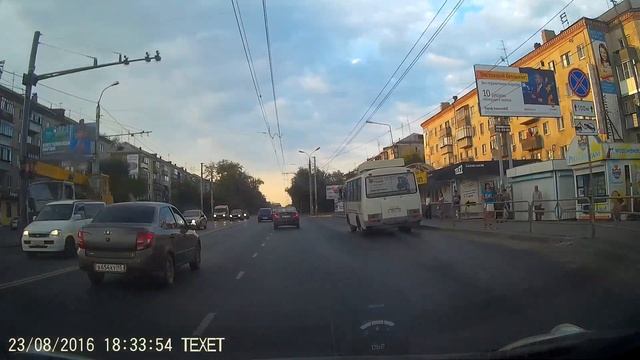 В654КТ45 - Лада Гранта прет напролом. смотреть онлайн