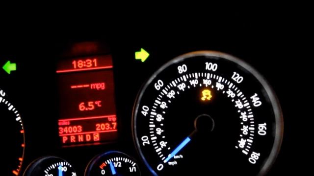 VW Golf 5 R32 with DSG and Launch Control!! 0-60 mph in ~5.6 secs BRUTAL ACCELERATION! смотреть онлайн