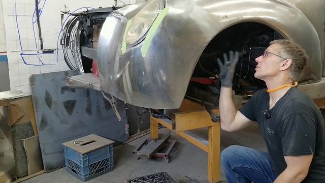 MINI COOPER Headlight Install - Positioning & Brackets - Ep.61 | 1940 Ford Inspired Hardtop Coupe смотреть онлайн