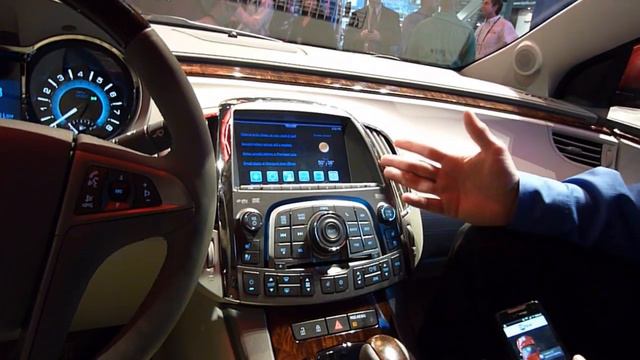 OnStar Skype and Internet LTE concept in a Buick Lacrosse смотреть онлайн