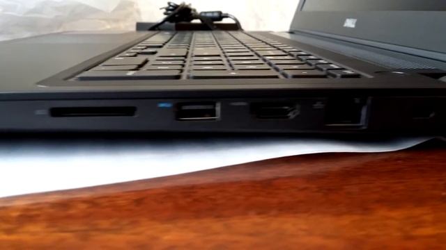 Ноутбук Dell Inspiron 7559-1257 распаковка и первый запуск смотреть онлайн