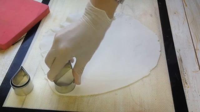 Розовый торт с белой глазурью (pink cake) смотреть онлайн