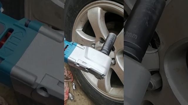 аккумуляторный угловой гайковёрт, Китай ???? смотреть онлайн