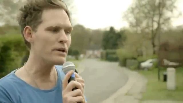 Architecture in Helsinki - Escapee (OFFICIAL VIDEO) (Sub english - sub español) смотреть онлайн