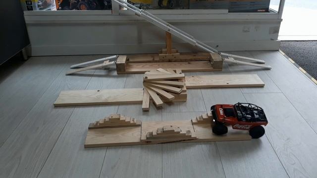 1/24 Portable obstacles смотреть онлайн