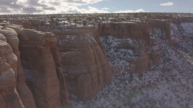 Four Arches Canyon. Moab, UT. Group. DNF #92 смотреть онлайн