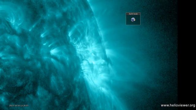 Moderate M2.35 flare from sunspot region 3452 - 10.10.23 смотреть онлайн