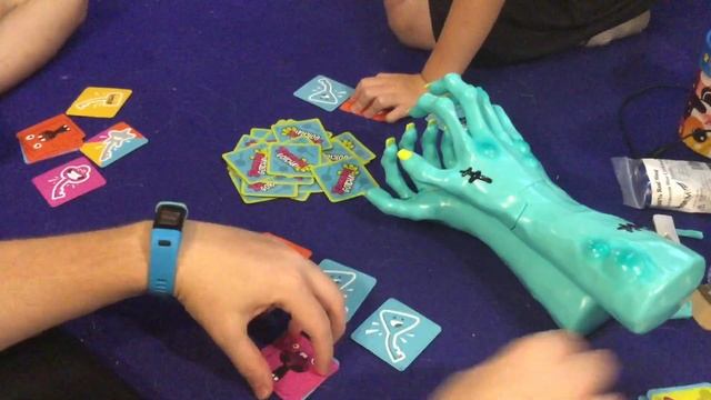 Zombie Gotcha! - Bower Family Learns #29 *The Family Zombie Hand Card Game* смотреть онлайн