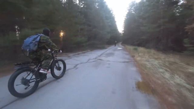 СТАЛКЕРЫ ОБЪЯВИЛИ НА НАС ОХОТУ ИЗ-ЗА ЧЕРНОБЫЛЯ.. Сломали Колесо в ПРИПЯТИ? смотреть онлайн