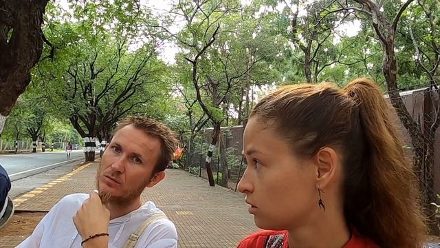 Тируваннамалай. Первый день в городе. Делаем обход вокруг холма Аруначала. Индия 13.01.22 смотреть онлайн