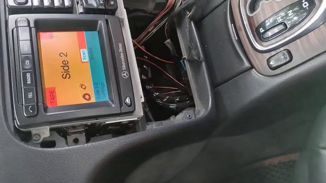 Установка Аукс. на касетник W220 смотреть онлайн