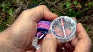 Ориентирование в лесу с помощью компаса.