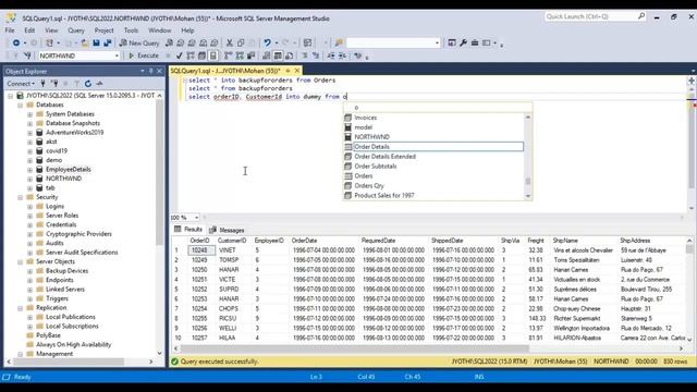 SQL SELECT INTO statement смотреть онлайн