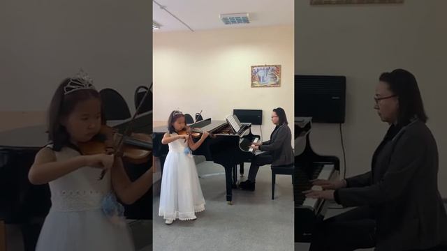 Мырзабаева Инжу,8лет КазНУИ,Крейслер-Прелюдия и Аллегро в стиле Пуньяни смотреть онлайн