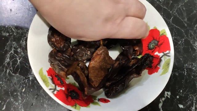 Диетические тушеные яблоки на сковороде + компот из груши \ Меняй конфеты на натуральный продукт! смотреть онлайн