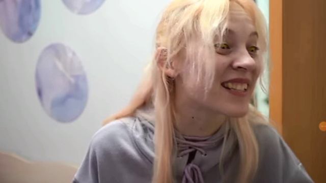 Ксюша даёт... смотреть онлайн