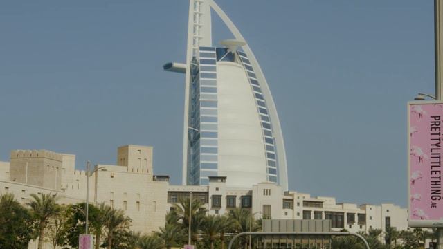 Dubai, United Arab Emirates In 4K ULTRA, Экскурсия по богатой жизни.