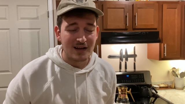 Making coffee with a vintage glass Percolator смотреть онлайн