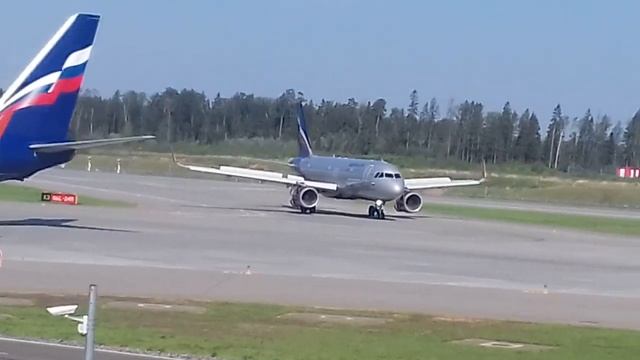 МОЙ БОРТ!!!! Airbus А320 Sharklets "Аэрофлот" "VQ-BTW" посадка и руление в Шереметьево SVO. смотреть онлайн