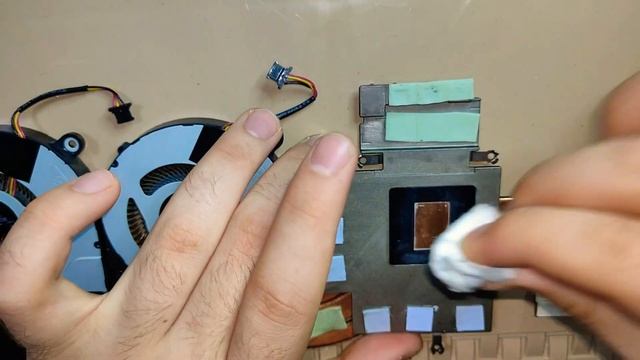 Acer Predator Helios 300 - Both fans not working fix. How to replace thermal paste and clean fans. смотреть онлайн