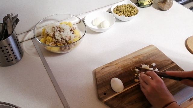 Салат "Эх вкуснотища!" Лёгкий, быстрый, безумно вкусный. смотреть онлайн