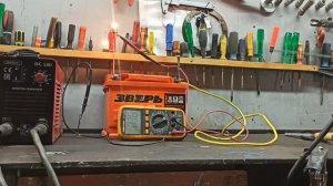 Надо ли снимать клемму с акумулятора ,когда варишь автомобиль.