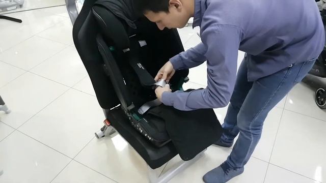 Детское автокресло Britax Roemer ADVANSAFIX i-Size 9-36кг смотреть онлайн