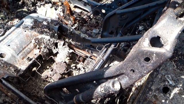 БОЛЬШОЙ ПОЖАР СГОРЕЛИ МАШИНЫ В ГЕРМАНИИ смотреть онлайн