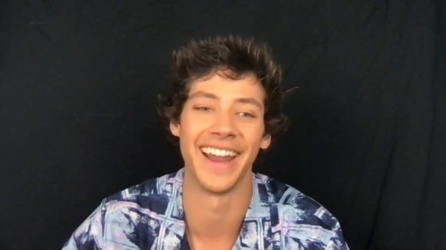 Matt Cornett and Meg Donnelly Talk Working Together On Zombies 3 and HSMTMTS Season 3 смотреть онлайн