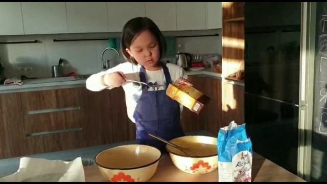 Рецепт Зебры. ВКУСНЫЙ И НЕЖНЫЙ ПИРОГ. [ By Sofia] смотреть онлайн