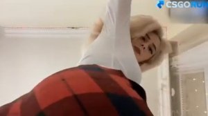 СВЕТА СОЛЛАР СЕЛА ПОПОЙ НА ПОДПИСЧИКОВ