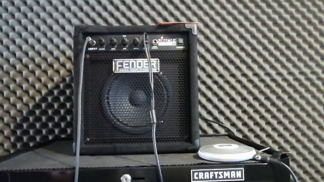 Fender Rumble 15 смотреть онлайн