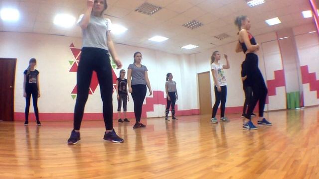 VOGUE в Танцевальной студии YES! г Саратов смотреть онлайн