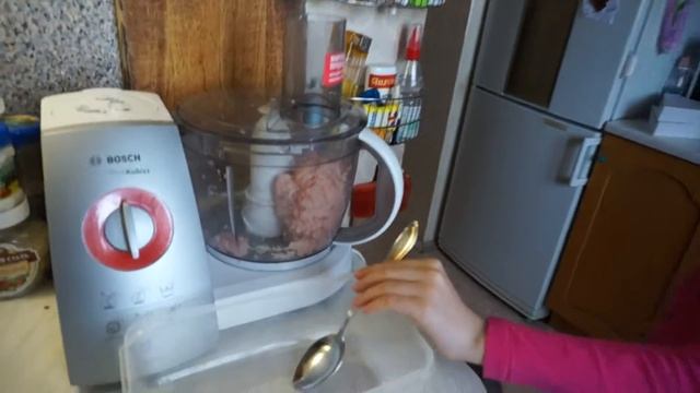 Мы с Настей готовим куриные котлетки смотреть онлайн