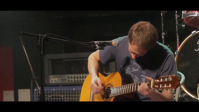 Сергей Головин. Концерт в клубе «Железный Папа» 11.04.2015 смотреть онлайн
