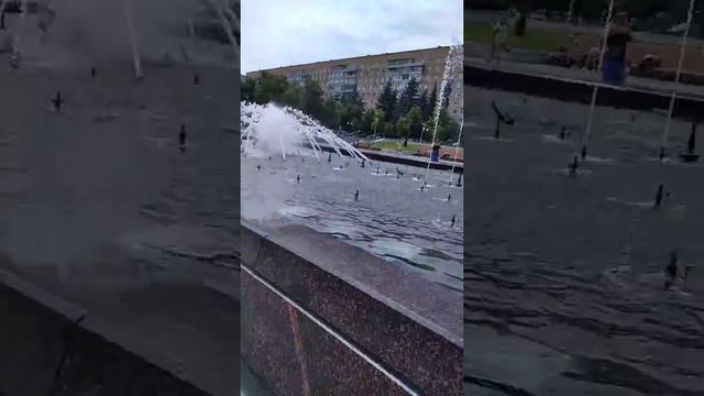 Фонтан который принимает любую форму. смотреть онлайн