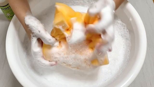 【ASMR】Mrs.MEYER’S CLEAN DAY dish soap lemon verbena💛💚ミセスマイヤーズ ディッシュソープ レモンバーベナ💛💚 смотреть онлайн