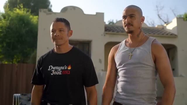 Spooky And His Dad Talk To 19th Street | On My Block Season 3 (720p60)